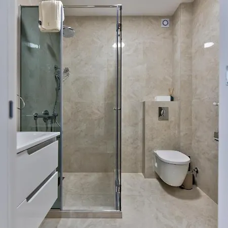 Osmica Lepoticca * Zlatibor