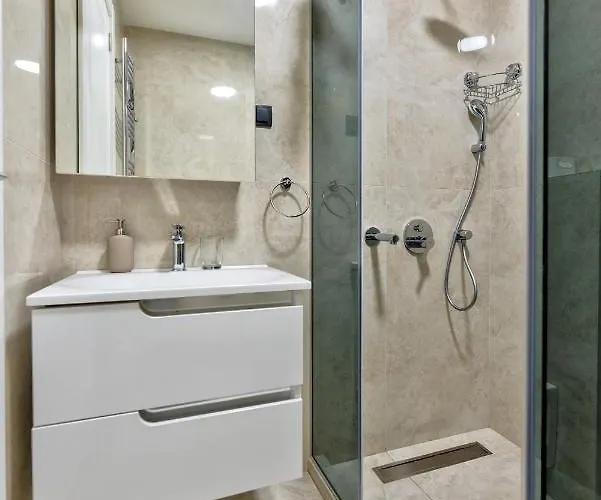 Osmica Lepoticca * Zlatibor