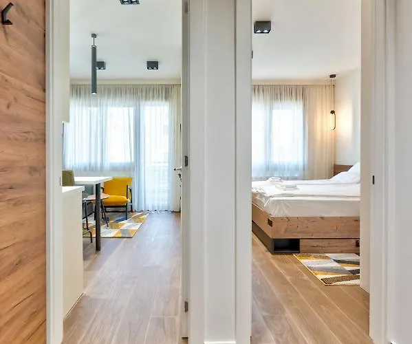 Osmica Lepoticca * Zlatibor